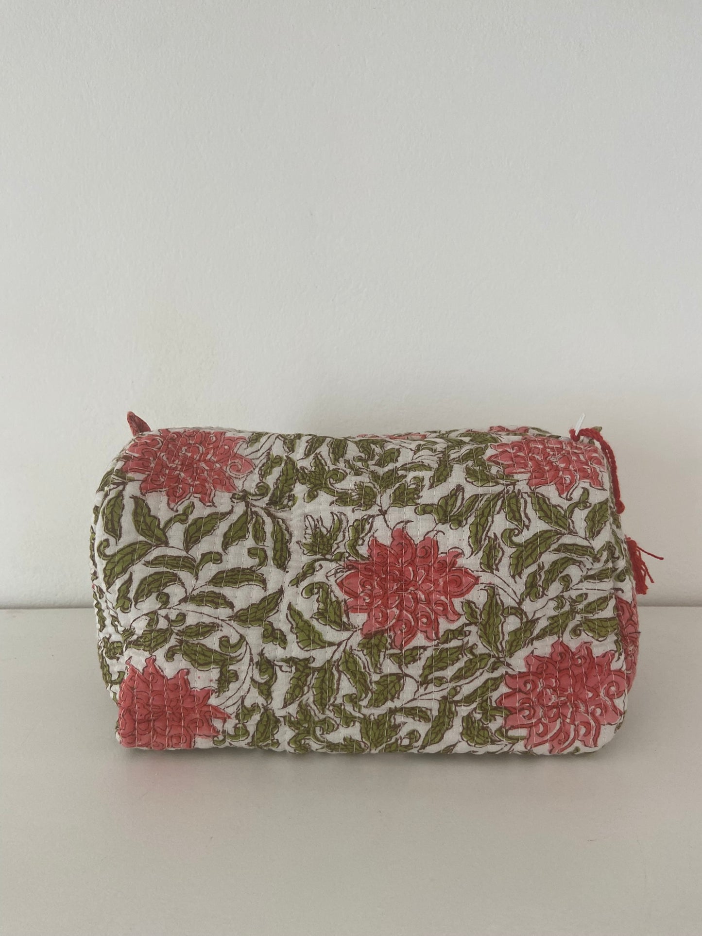 Necessaire