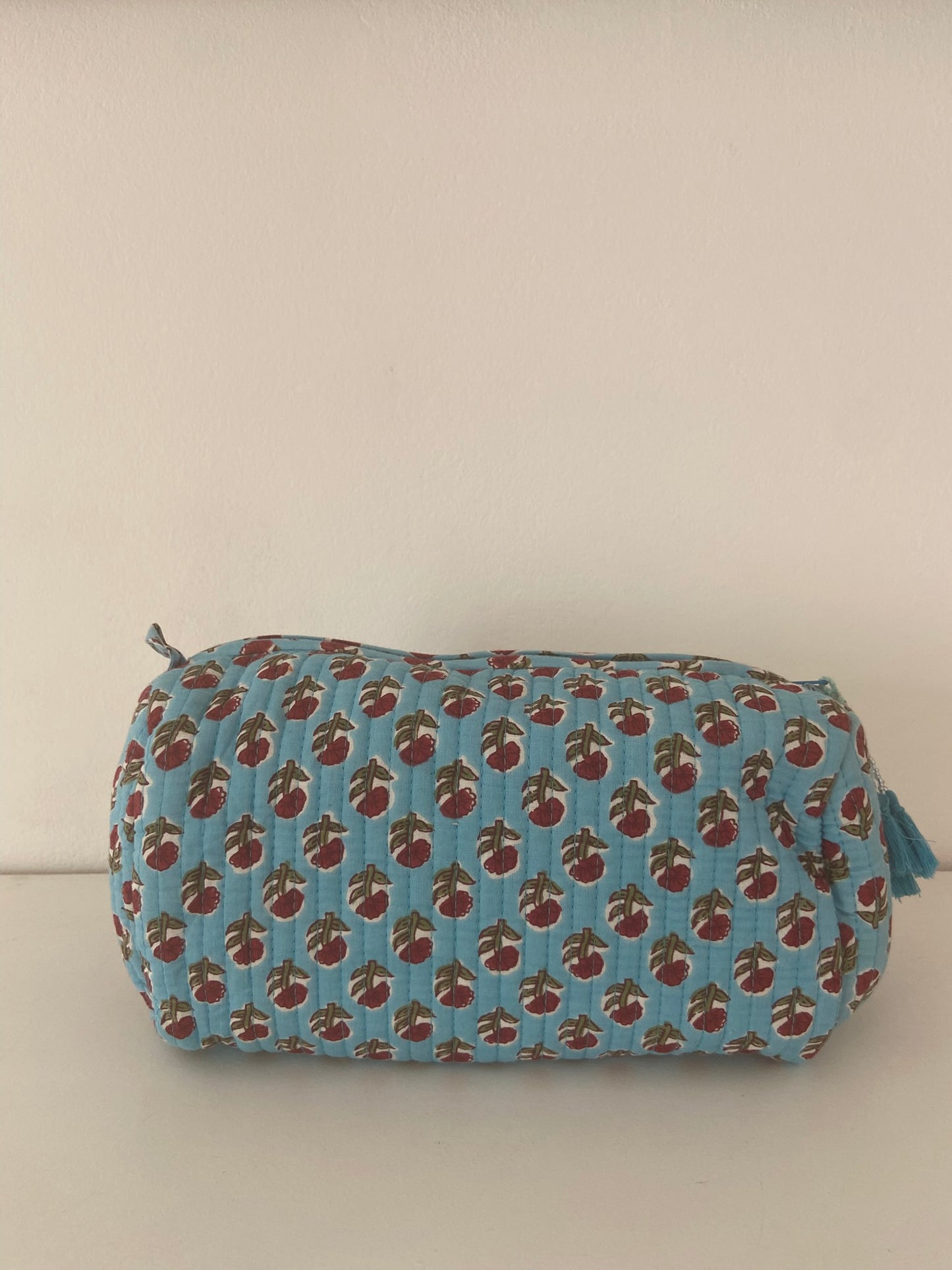 Necessaire
