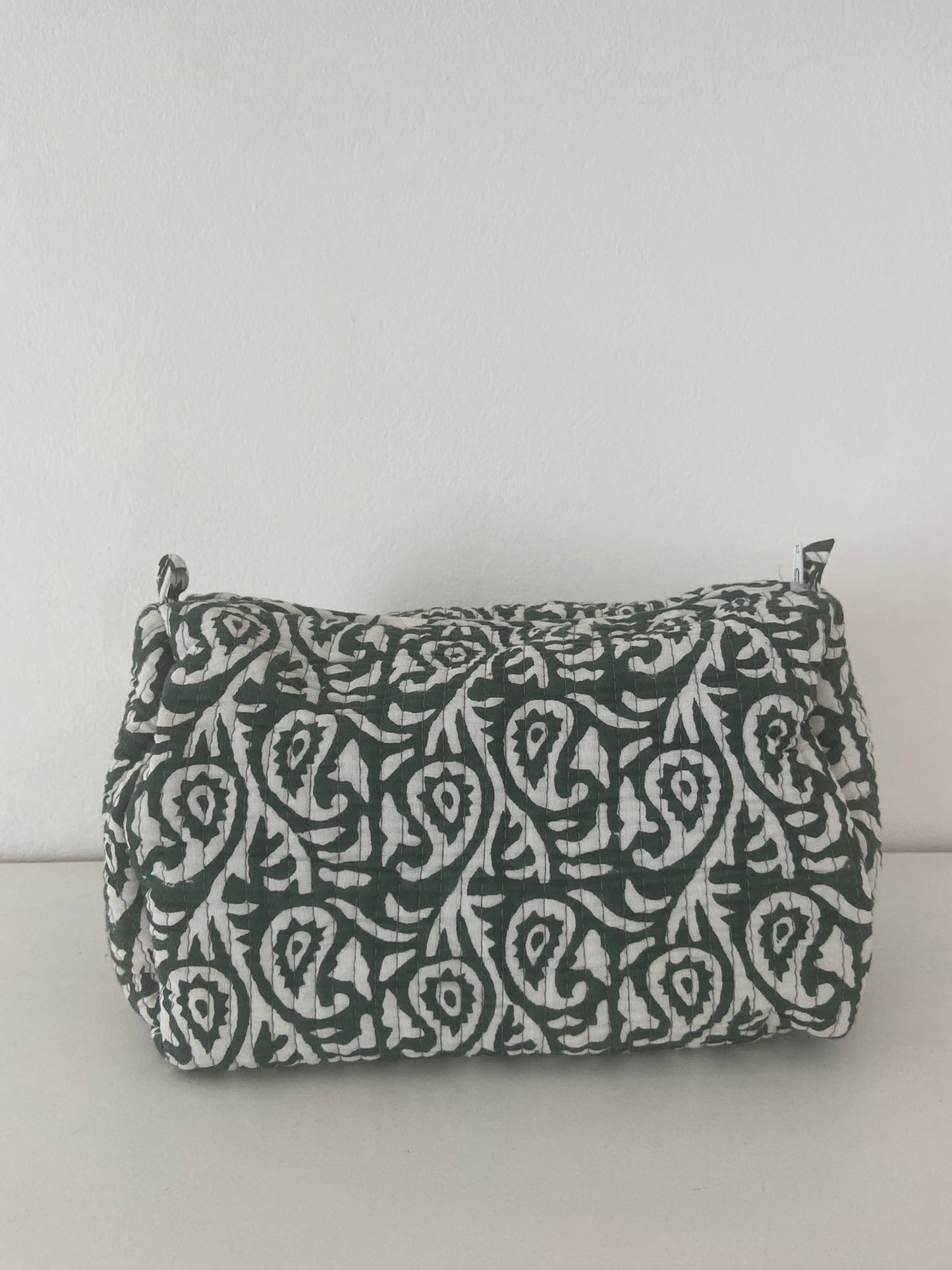 Necessaire