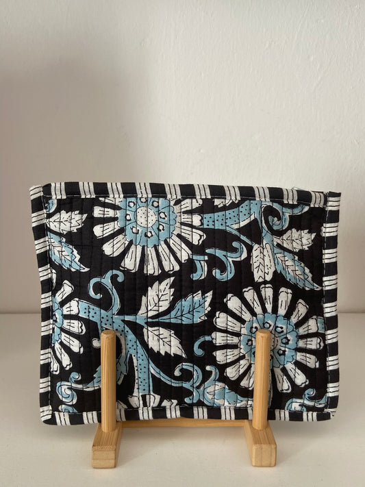 Necessaire Pouch